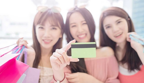 Best travel money options